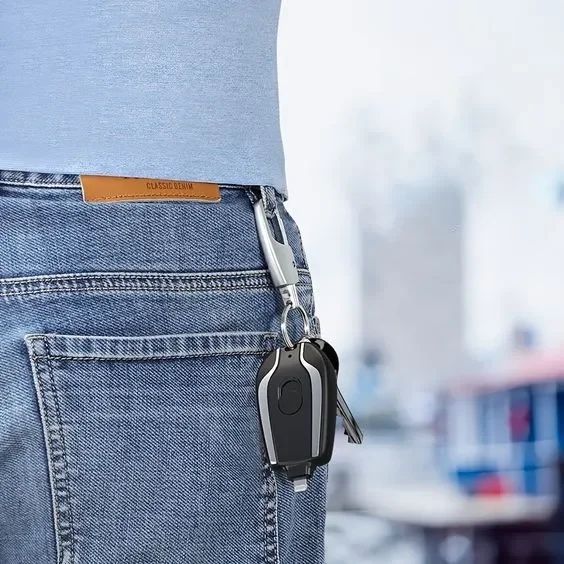 KEYCHAIN PORTABLE CHARGER