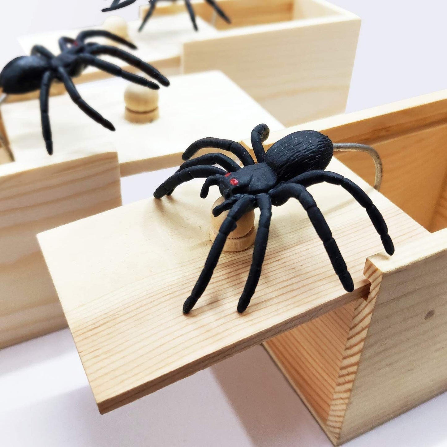 Rubber Spider Prank Surprise Box