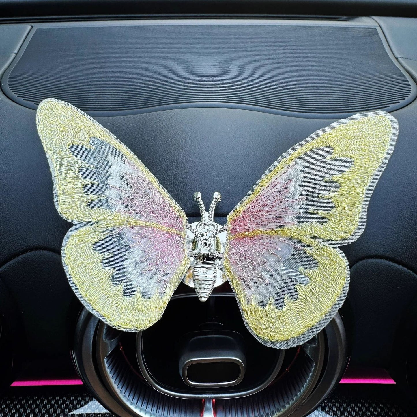 🦋Embroidery Fragrance Butterfly Decoration
