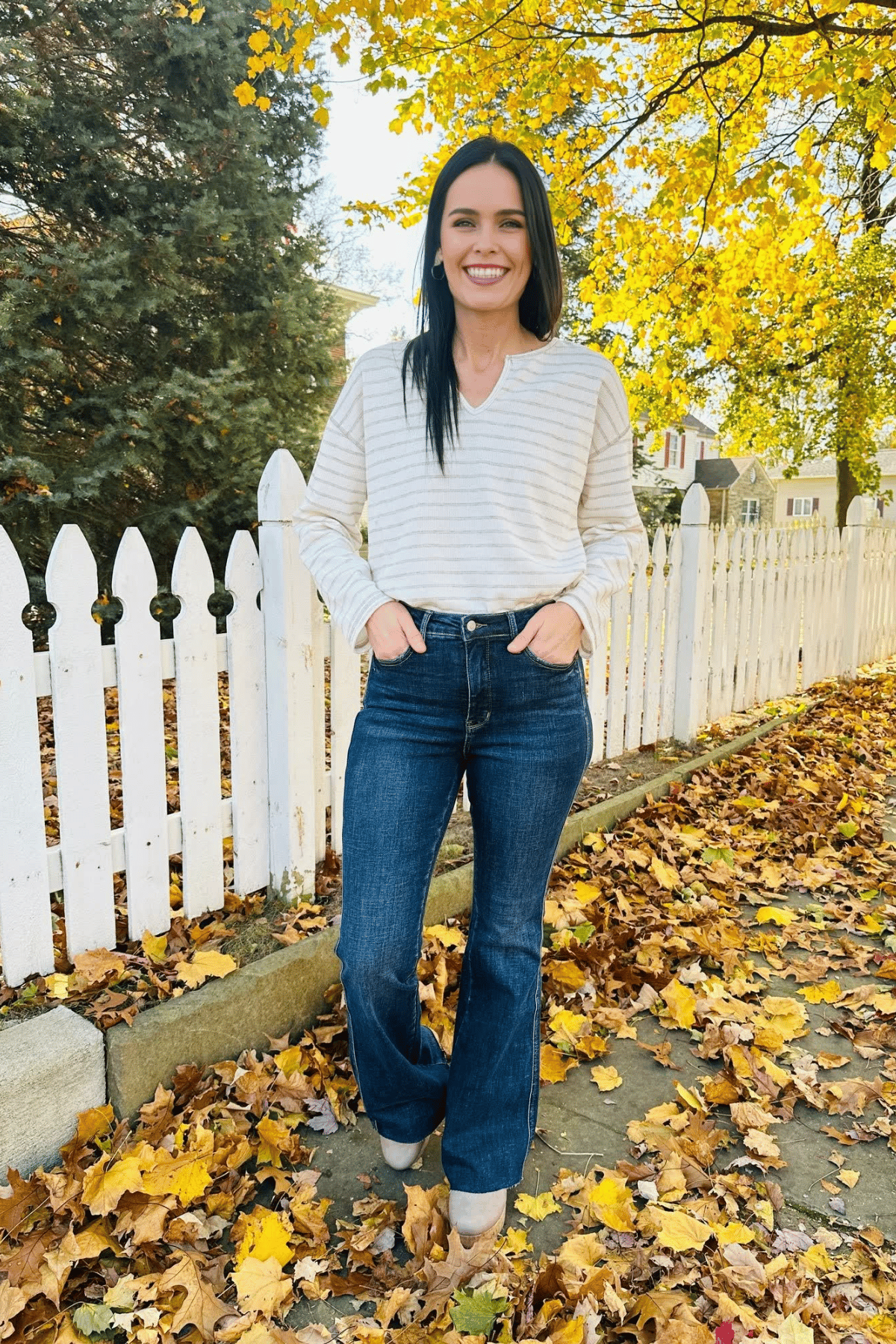 Tummy Control Booty Lifting Flare Jeans
